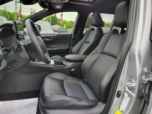 Used 2024 Toyota RAV4 XSE w/ Advanced Technology Package AWD/4WD image 9