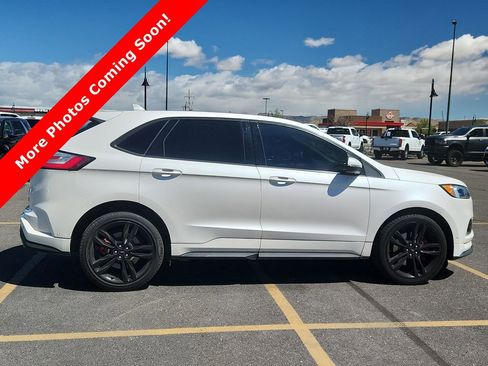 Used 2019 Ford Edge ST w/ Equipment Group 401A image 2