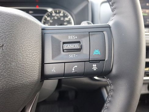 Certified 2025 Nissan Rogue SV image 20