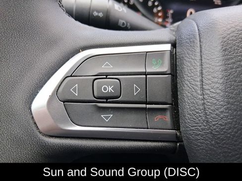 Used 2023 Jeep Compass Limited w/ Sun and Sound Group AWD/4WD image 19