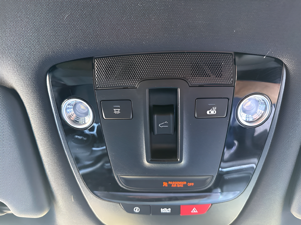 Used 2023 Kia Sportage X-Line w/ X-Line Premium Package AWD/4WD image 41