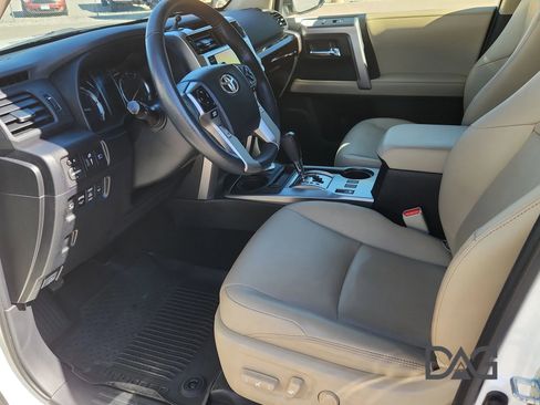 Used 2023 Toyota 4Runner Limited image 11