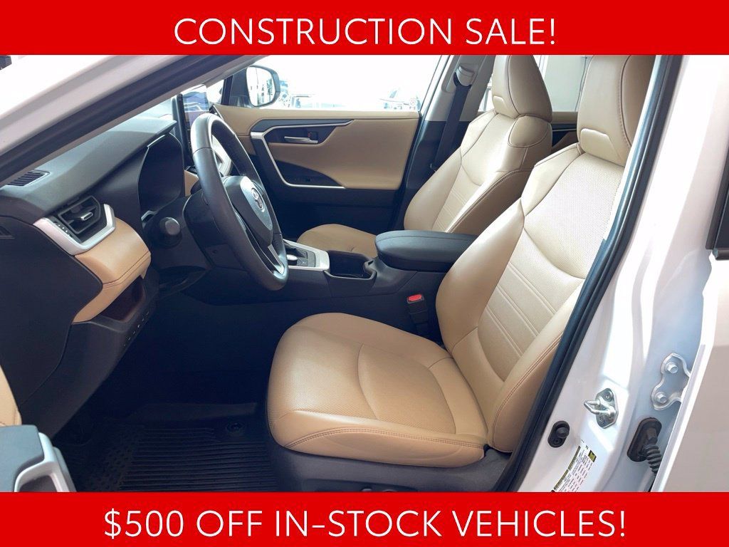 Used 2024 Toyota RAV4 Limited w/ Advanced Technology Package AWD/4WD image 9