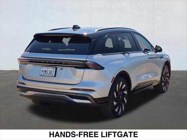 Used 2026 Lincoln Nautilus Reserve w/ Jet Appearance Package AWD/4WD image 5