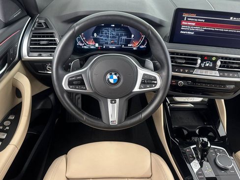 Used 2025 BMW X4 xDrive30i w/ Premium Package AWD/4WD image 32