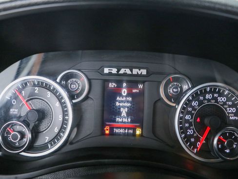 Used 2024 RAM 2500 Tradesman w/ Chrome Appearance Group AWD/4WD image 17