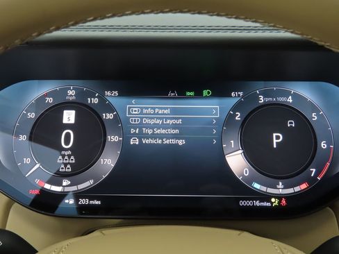 New 2026 Land Rover Range Rover Long Wheelbase SE image 31