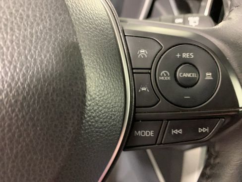 Used 2024 Toyota Corolla Cross AWD Hybrid w/ Convenience Package image 22