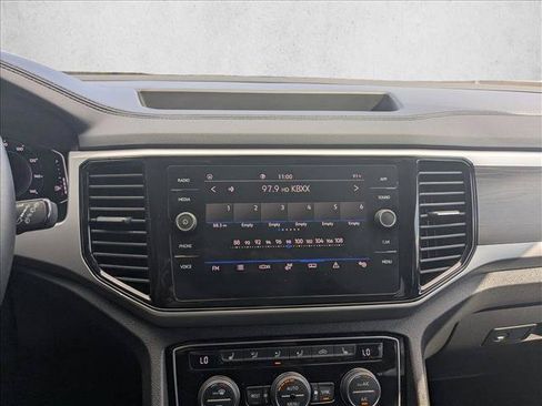 Used 2023 Volkswagen Atlas SE FWD image 12
