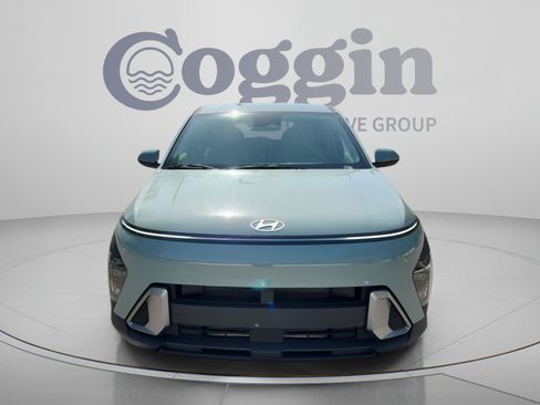 Certified 2026 Hyundai Kona SE FWD image 9