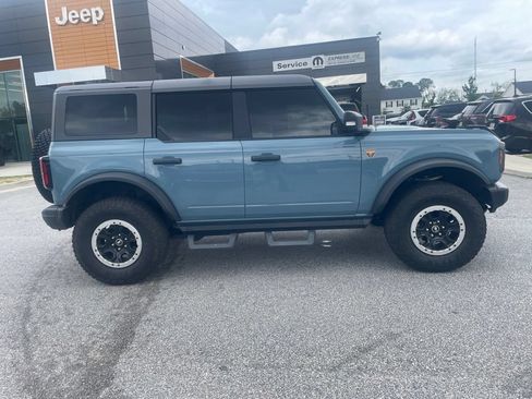 Used 2023 Ford Bronco Badlands AWD/4WD image 10