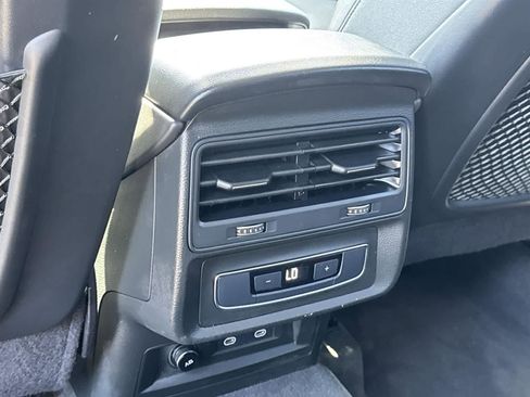 Used 2024 Audi Q7 2.0T Premium Plus image 35