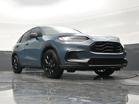 Used 2023 Honda HR-V Sport image 27