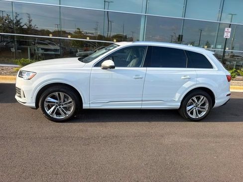 Used 2023 Audi Q7 2.0T Premium Plus w/ Premium Plus Package AWD/4WD image 13