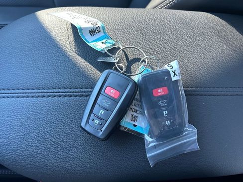 New 2025 Toyota RAV4 Limited w/ Advanced Technology Package image 23