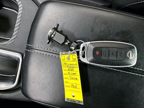 Certified 2024 Nissan Sentra SV FWD image 14