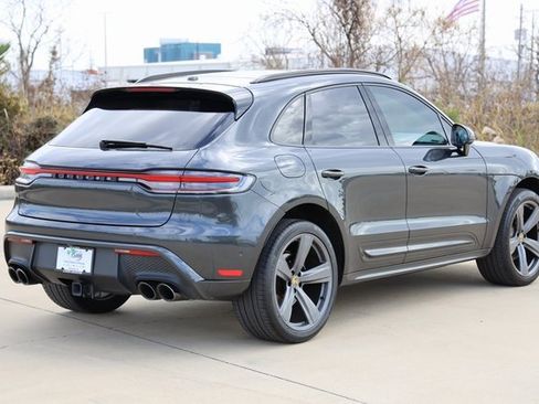 Used 2022 Porsche Macan image 8