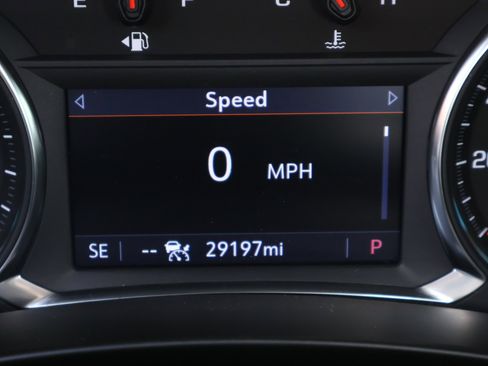 Used 2024 Chevrolet Equinox RS w/ RS Leather Package image 4