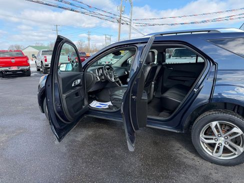 Used 2016 Chevrolet Equinox LTZ w/ Enhanced Convenience Package image 7