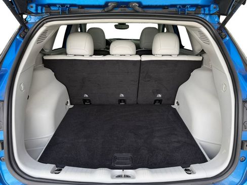 Used 2019 Jeep Compass Latitude w/ Popular Equipment Group FWD image 19