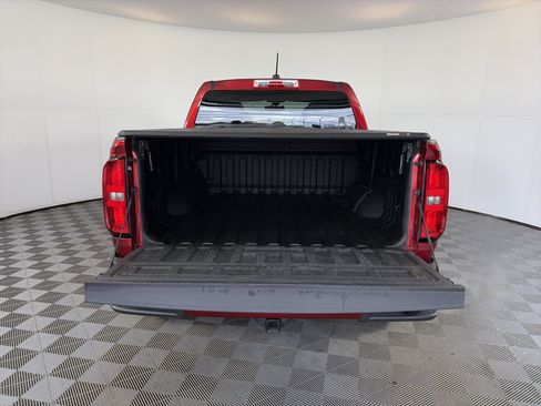 Certified 2021 Chevrolet Colorado W/T w/ Custom Special Edition image 15