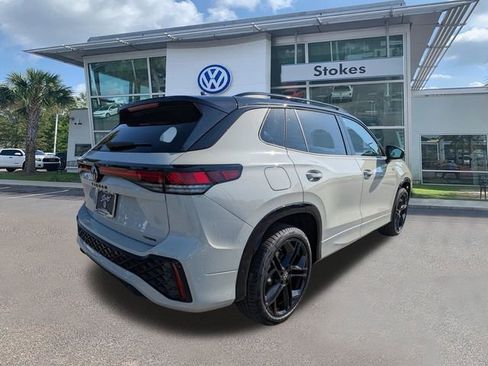 New 2026 Volkswagen Tiguan SE R-Line AWD/4WD image 4