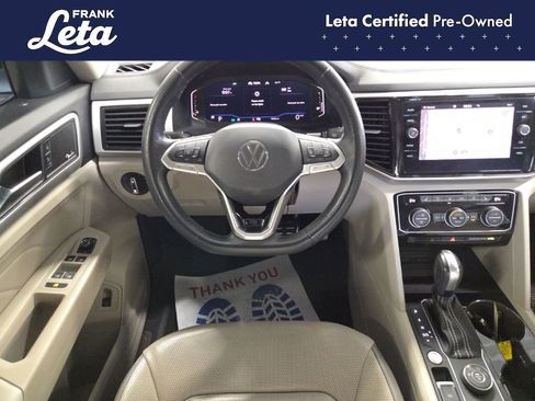 Used 2021 Volkswagen Atlas SEL Premium image 18