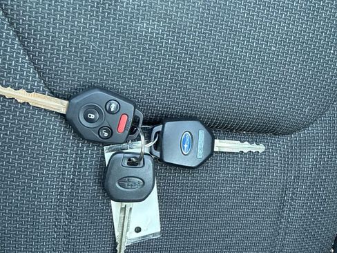 Used 2017 Subaru Impreza 2.0i AWD/4WD image 21