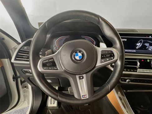 Used 2023 BMW X5 xDrive40i w/ M Sport Package AWD/4WD image 11