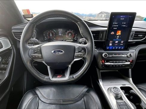 Used 2020 Ford Explorer ST w/ Premium Technology Package image 8