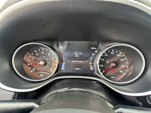 Used 2019 Jeep Compass Latitude w/ Popular Equipment Group AWD/4WD image 34