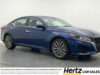 Used 2025 Nissan Altima 2.5 SV FWD video 1