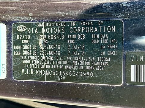Certified 2019 Kia Sedona SX FWD image 35