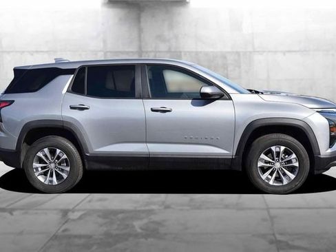 Used 2025 Chevrolet Equinox LT image 5