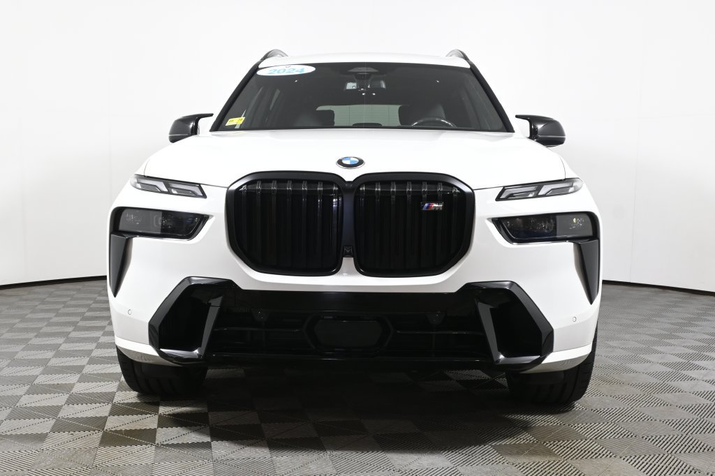 Certified 2024 BMW X7 M60i w/ Executive Package AWD/4WD image 10