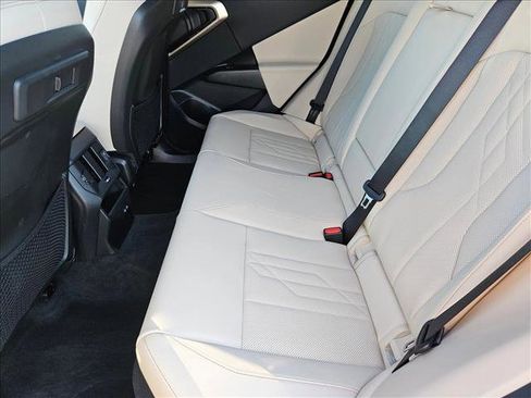 Used 2025 BMW X3 xDrive30i w/ Convenience Package image 17