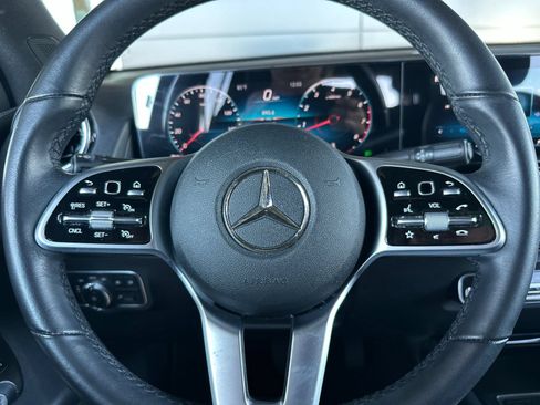 Certified 2022 Mercedes-Benz GLB 250 image 26