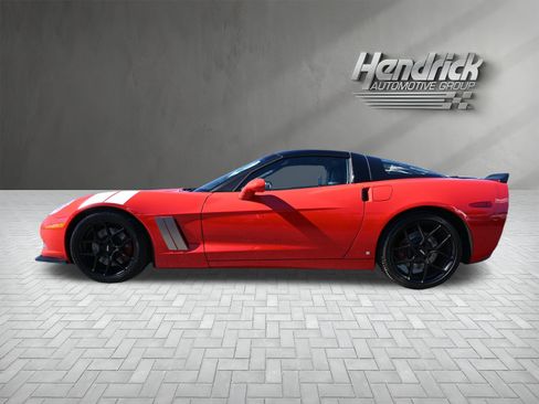 Used 2006 Chevrolet Corvette Coupe w/ Performance Package image 7
