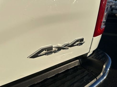 Used 2024 RAM 3500 Big Horn image 32