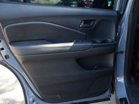 Used 2025 Honda Passport EX-L image 16