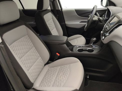 Used 2020 Chevrolet Equinox LS w/ LPO, Cargo Package AWD/4WD image 21