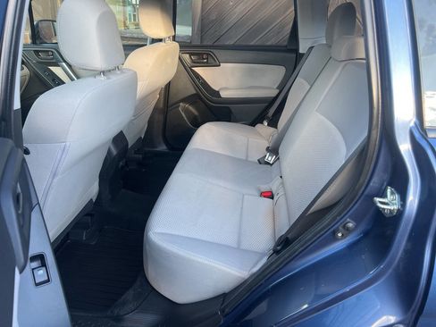 Used 2014 Subaru Forester 2.5i image 16