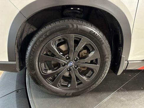 Used 2019 Subaru Forester Sport AWD/4WD image 2