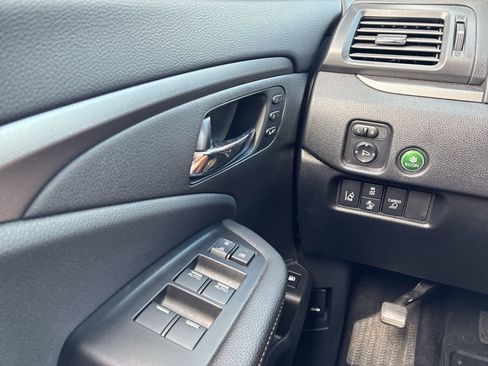 Certified 2024 Honda Ridgeline RTL image 42
