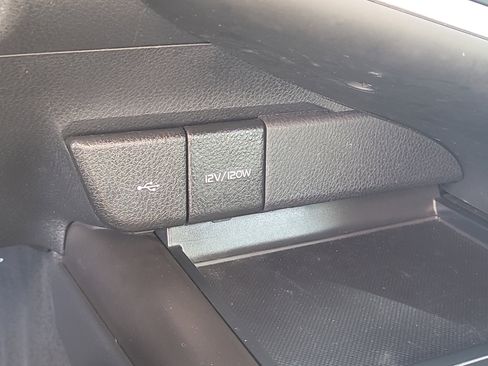 Used 2024 Toyota Camry SE image 23