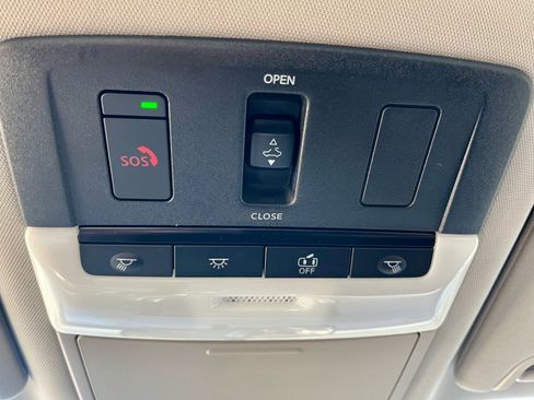 Used 2025 Nissan Altima 2.5 SL image 28