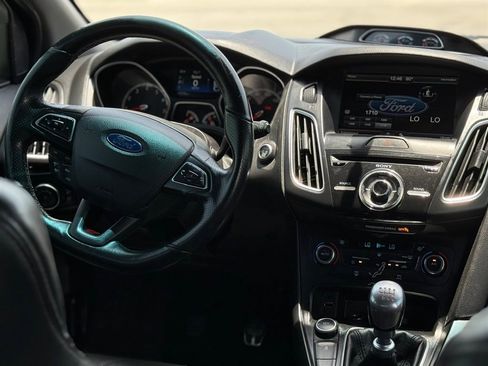 Used 2015 Ford Focus ST w/ Equipment Group 401A image 14