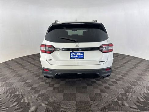 Used 2026 Honda Pilot Sport image 6