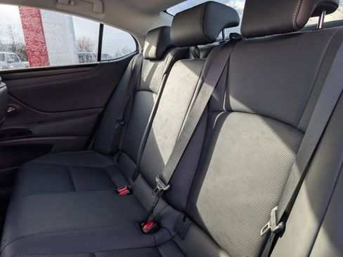 Used 2022 Lexus ES 350 w/ Premium Package image 7