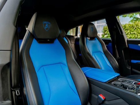 Used 2020 Lamborghini Urus image 66